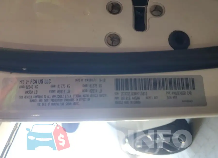 2C3CDZJG3KH715813 Photo# 12