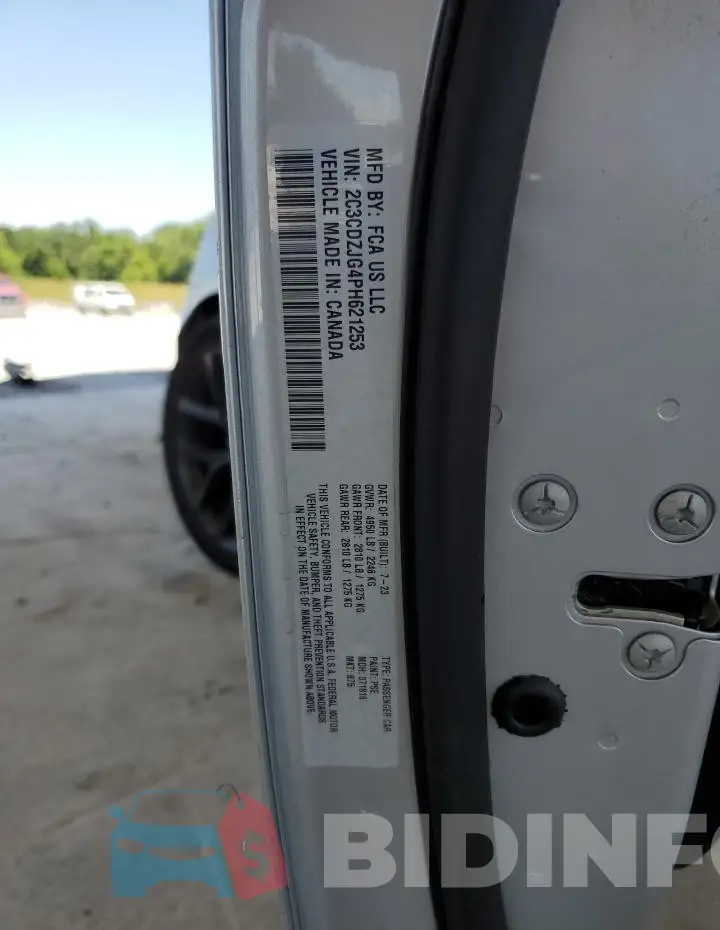 2C3CDZJG4PH621253 Photo# 12