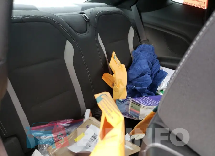 1G1FB1RX8M0128110 Photo# 10