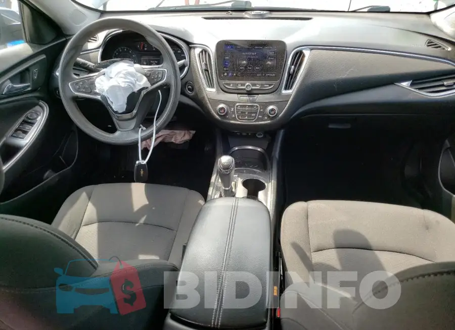 1G1ZD5ST6LF012213 Photo# 8