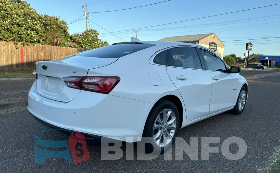 1G1ZD5ST9KF153842 Photo# 4
