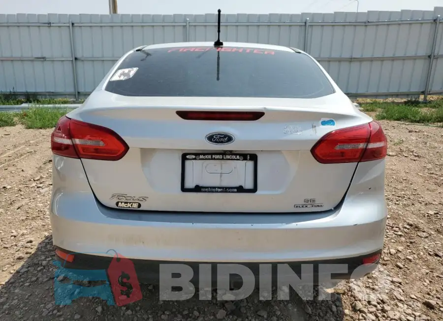 1FADP3F23GL379694 Photo# 6