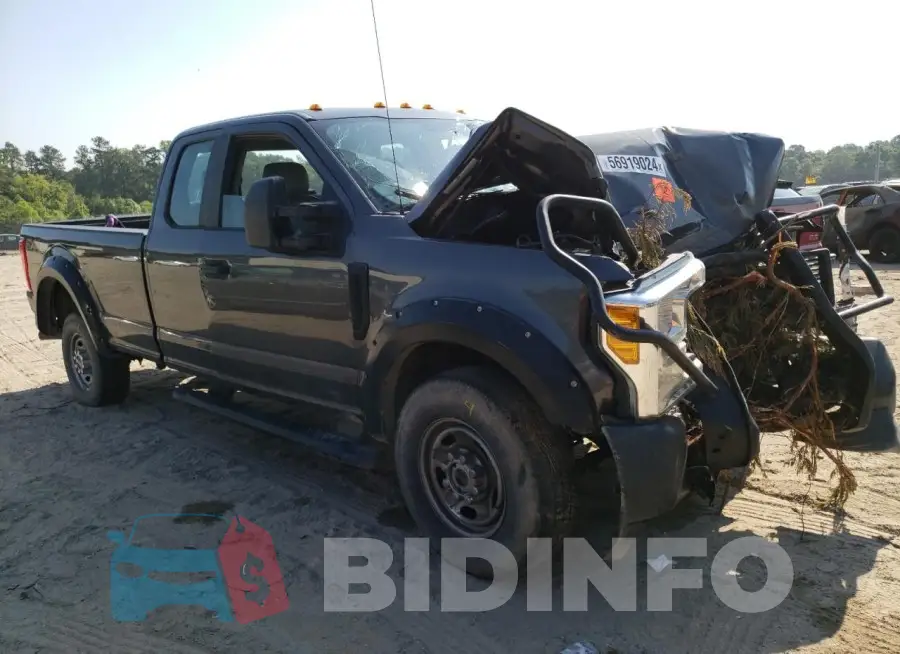 1FT7X2B64HEC72315 Photo# 4