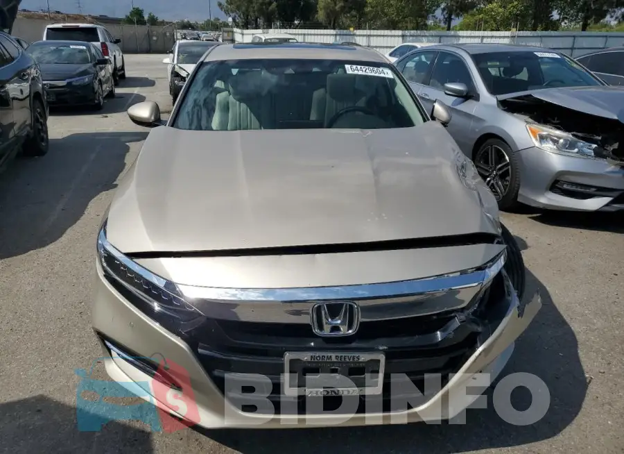 1HGCV3F95KA006154 Photo# 5