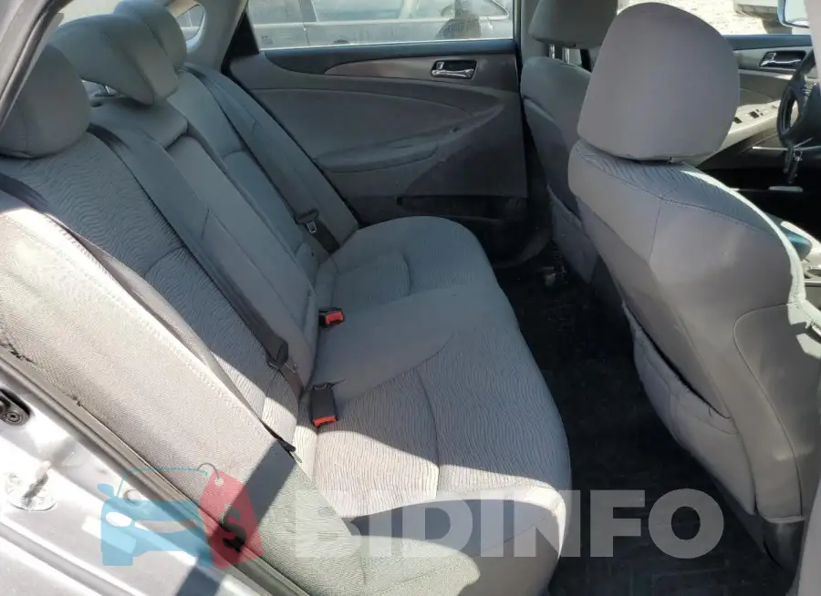 KMHEC4A40FA123673 Photo# 10