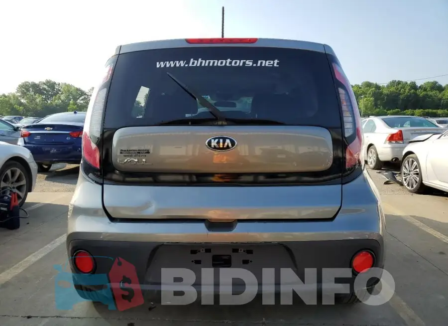 KNDJN2A22J7600612 Photo# 6
