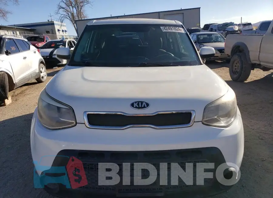 KNDJN2A29F7774412 Photo# 5