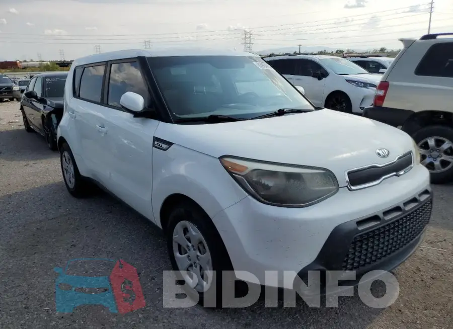 KNDJN2A2XF7789890 Photo# 4