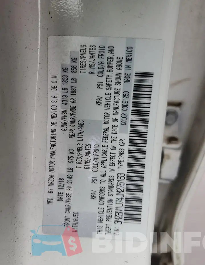 3MZBN1U74JM275163 Photo# 12