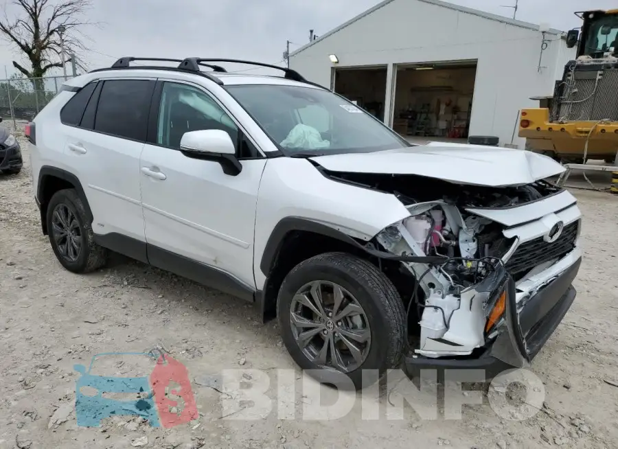 4T3B6RFV8PU136249 Photo# 4