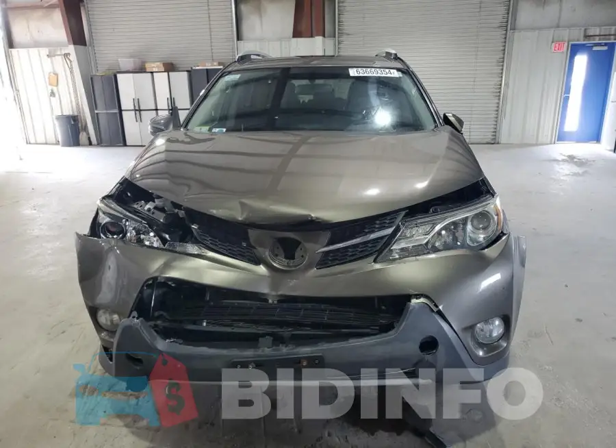 JTMRFREV8FD173099 Photo# 5