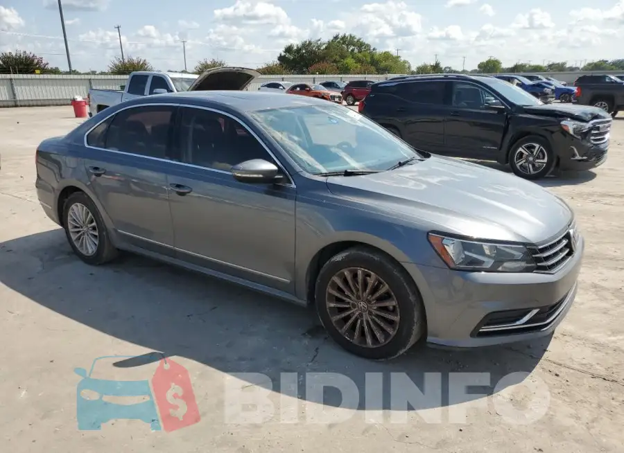 1VWBS7A37GC039145 Photo# 4