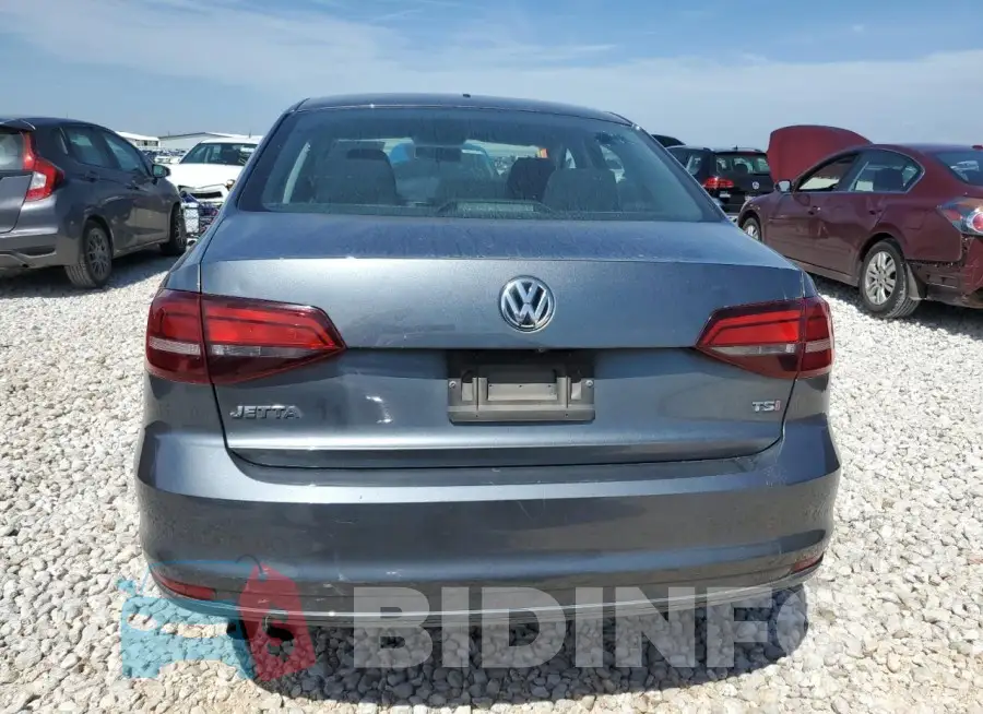 3VW167AJ5HM250262 Photo# 6