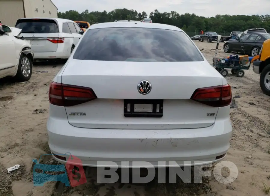 3VW2B7AJ4JM263798 Photo# 6