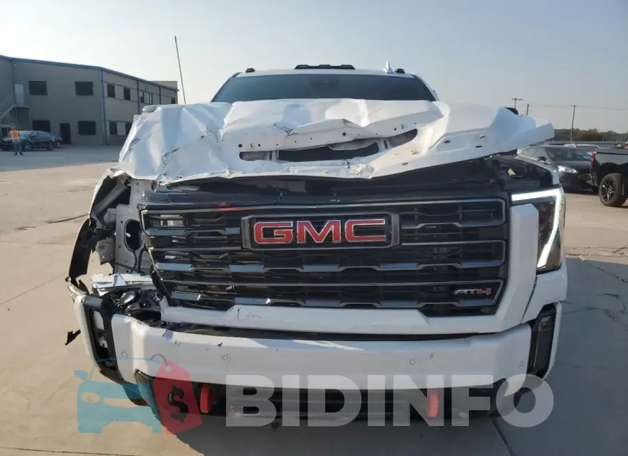 1GT49PE70RF311735 Photo# 5