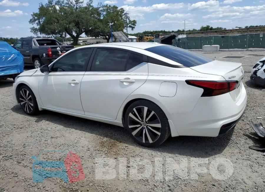 1N4BL4CV1KC178764 Photo# 2