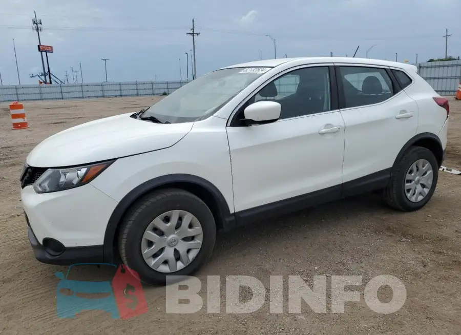 JN1BJ1CR3JW257581 Photo# 1