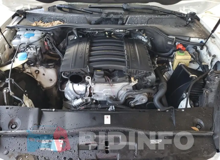 WP1AA2A22GKA11317 Photo# 11