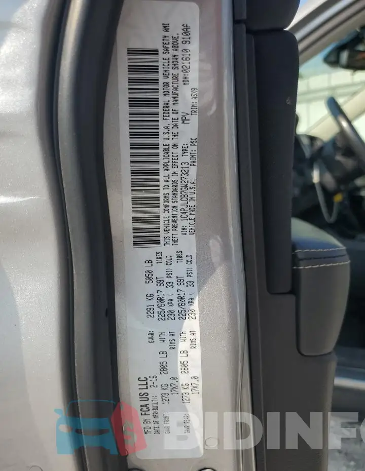 1C4PJLCB7GW273213 Photo# 13