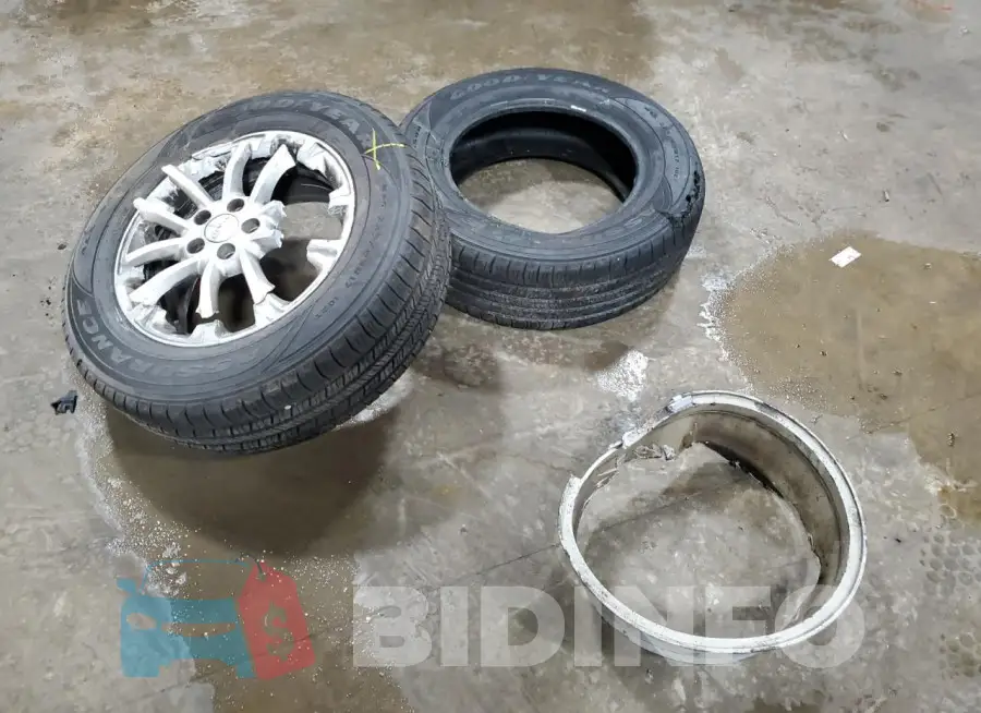 1C4PJMCB9KD252146 Photo# 12