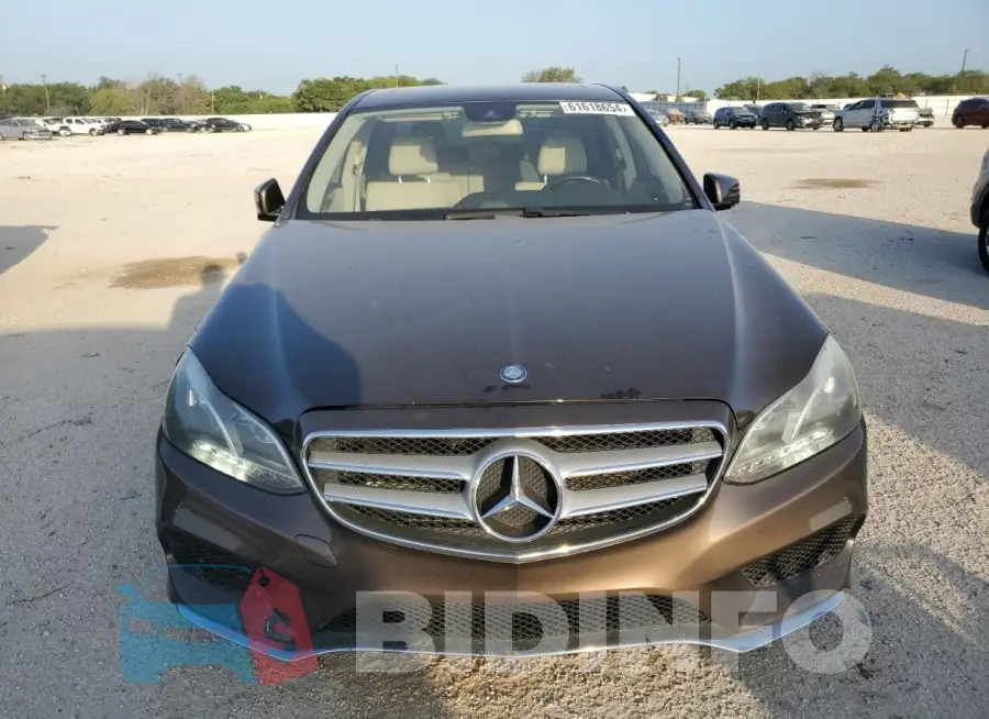 WDDHF5KB4FB121338 Photo# 5