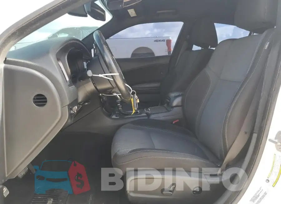2C3CDXHG0GH179727 Photo# 7
