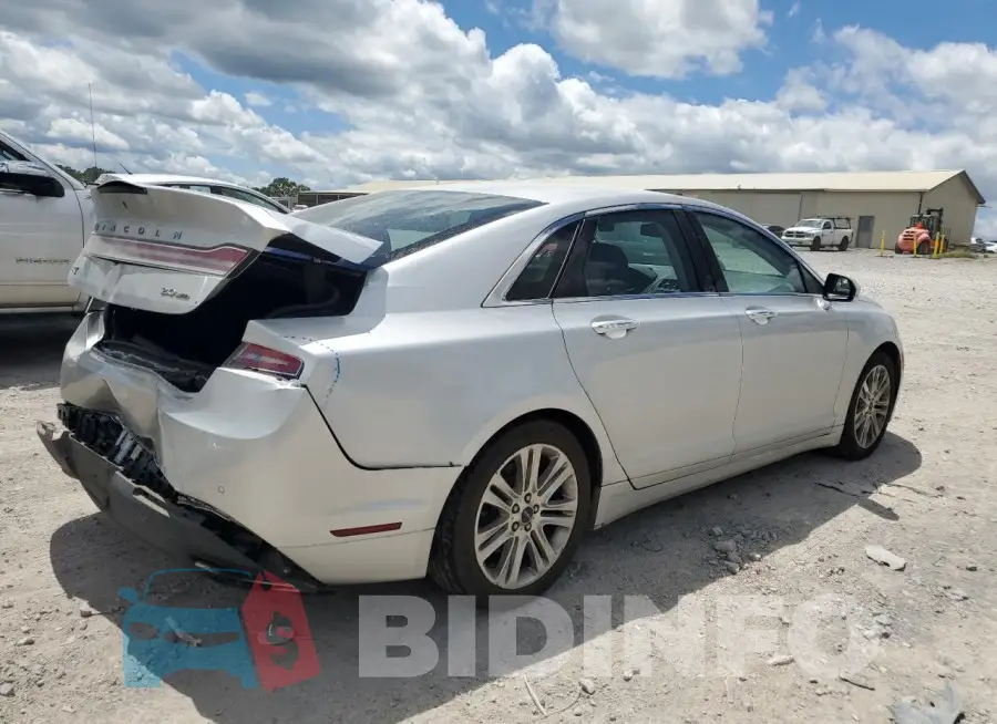 3LN6L2G95GR602352 Photo# 3