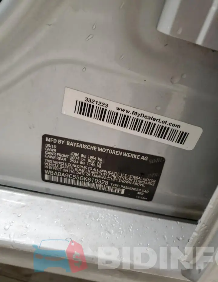 WBA8A9C55GK619328 Photo# 13