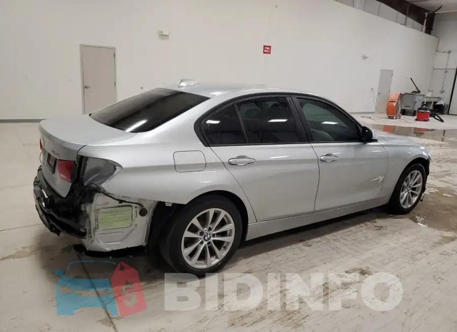 WBA8A9C55GK619328 Photo# 3