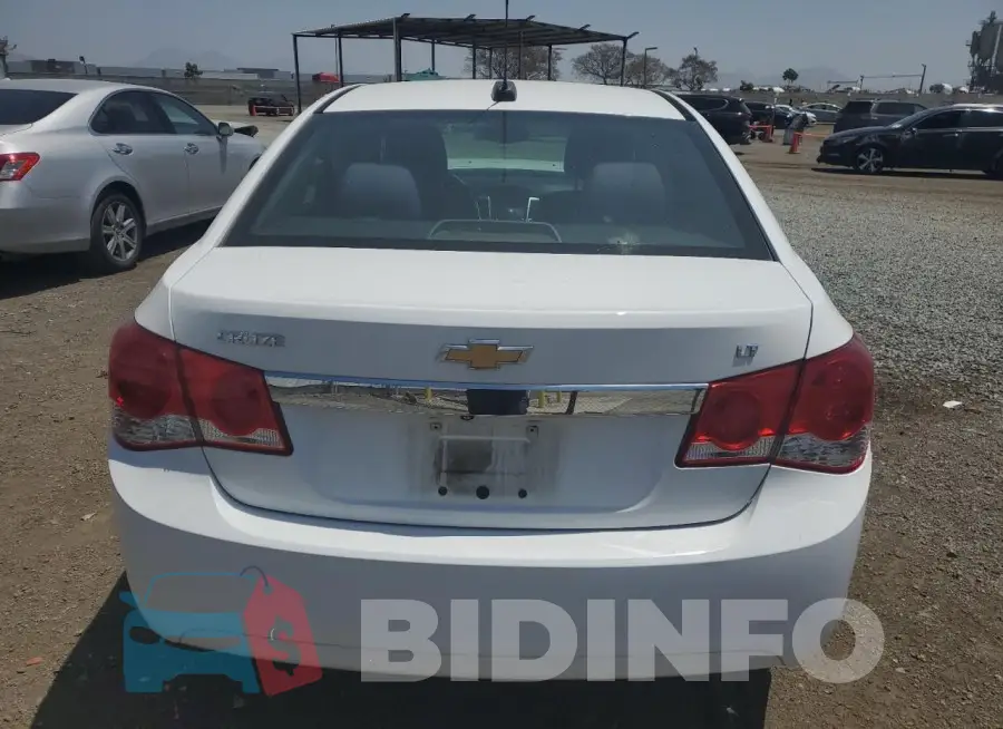 1G1PE5SBXG7171943 Photo# 6
