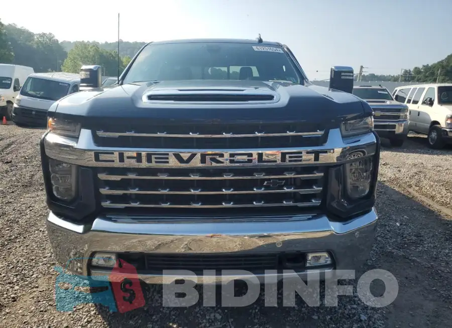 1GC4YPE74LF169920 Photo# 5