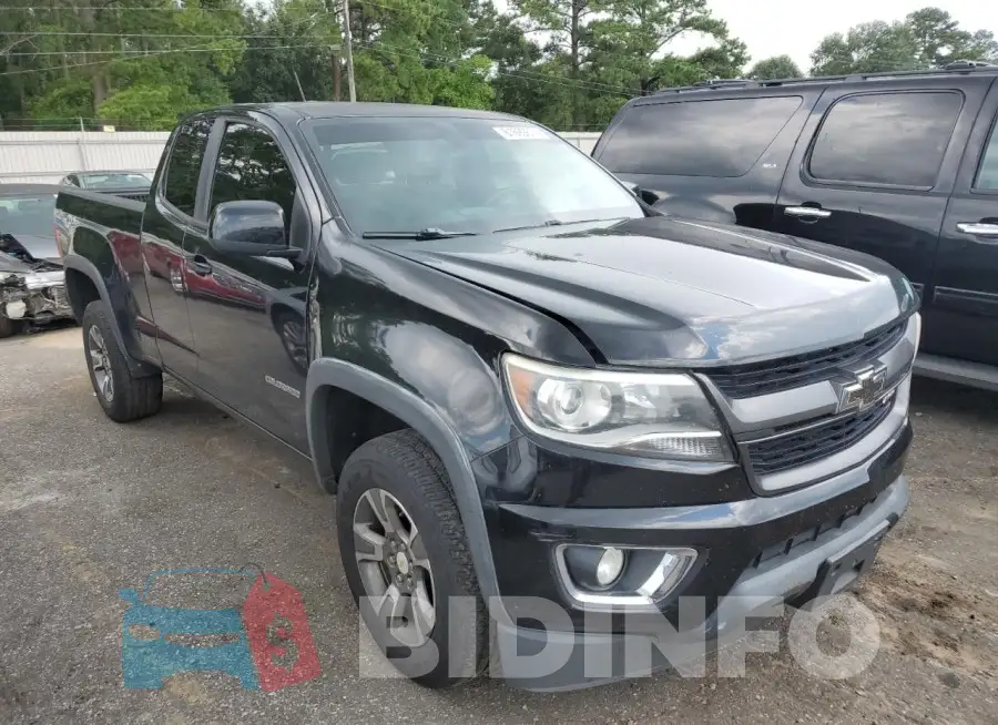 1GCHSCE35F1193945 Photo# 4