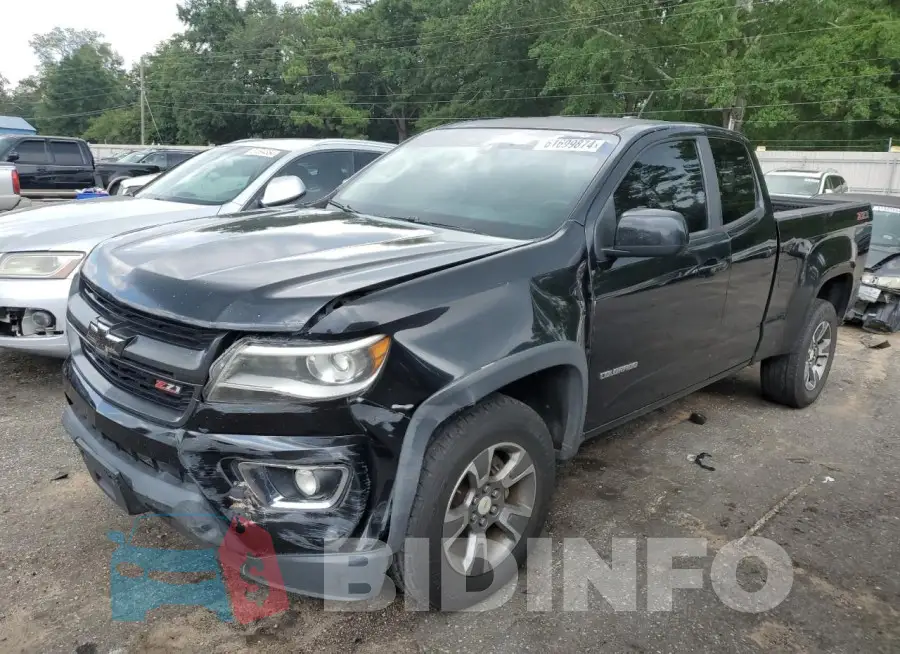 1GCHSCE35F1193945 Photo# 1