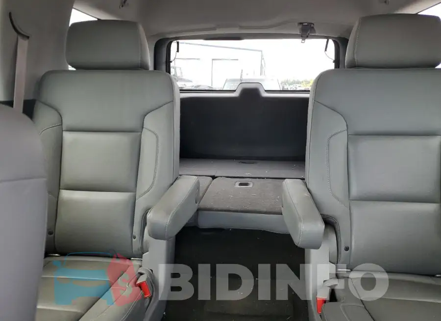 1GNSKBKC8GR130918 Photo# 10