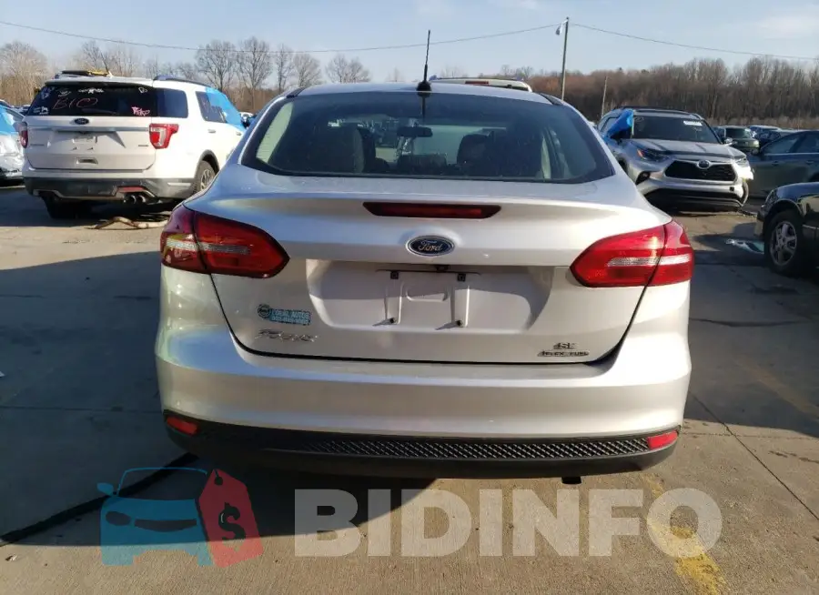 1FADP3F26GL403647 Photo# 6