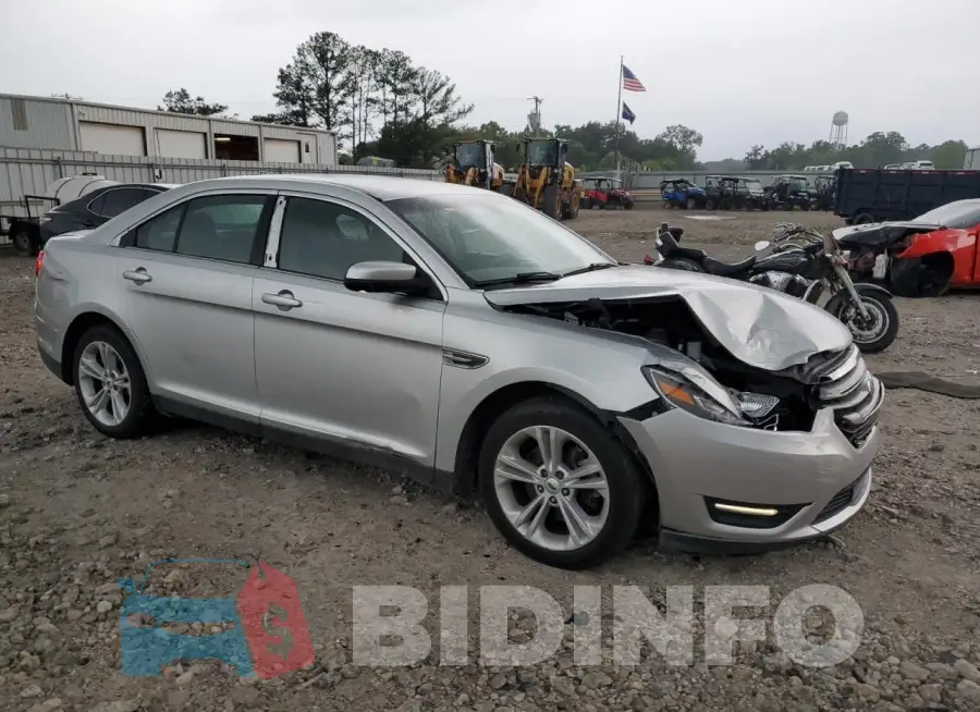 1FAHP2E86HG126896 Photo# 4
