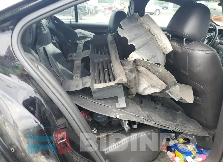 1FAHP2F84GG103016 Photo# 12