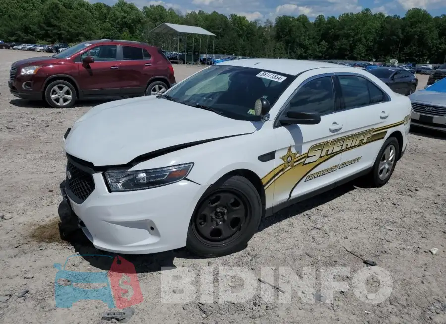 1FAHP2MK9FG203951 Photo# 1