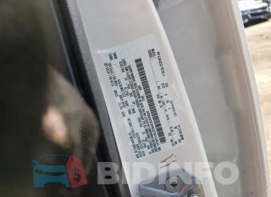 1FMCU9JD9HUD65820 Photo# 13