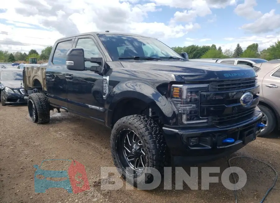 1FT7W2BT4JEB72696 Photo# 4