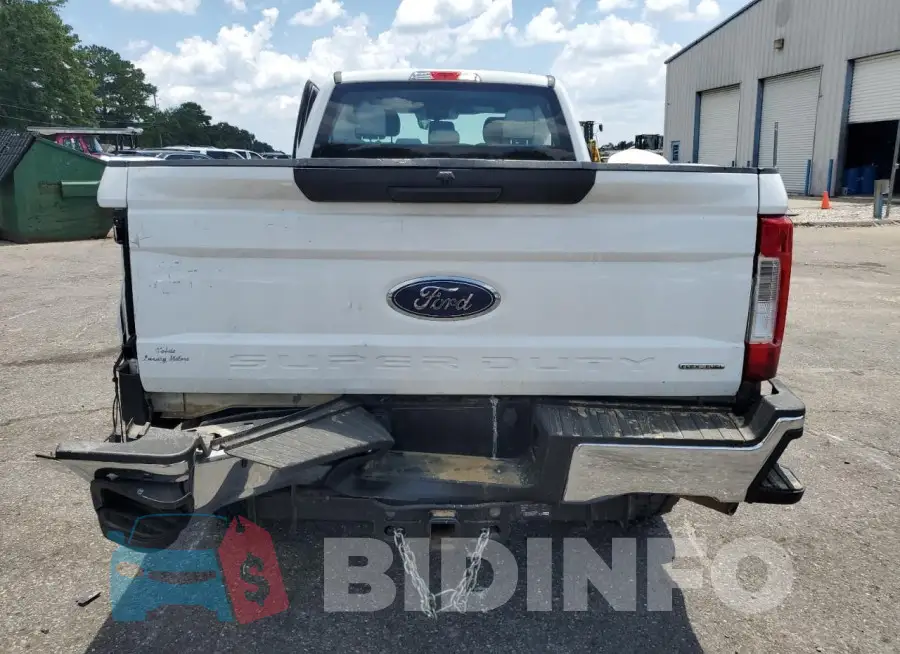 1FT7X2B61KEE36224 Photo# 6