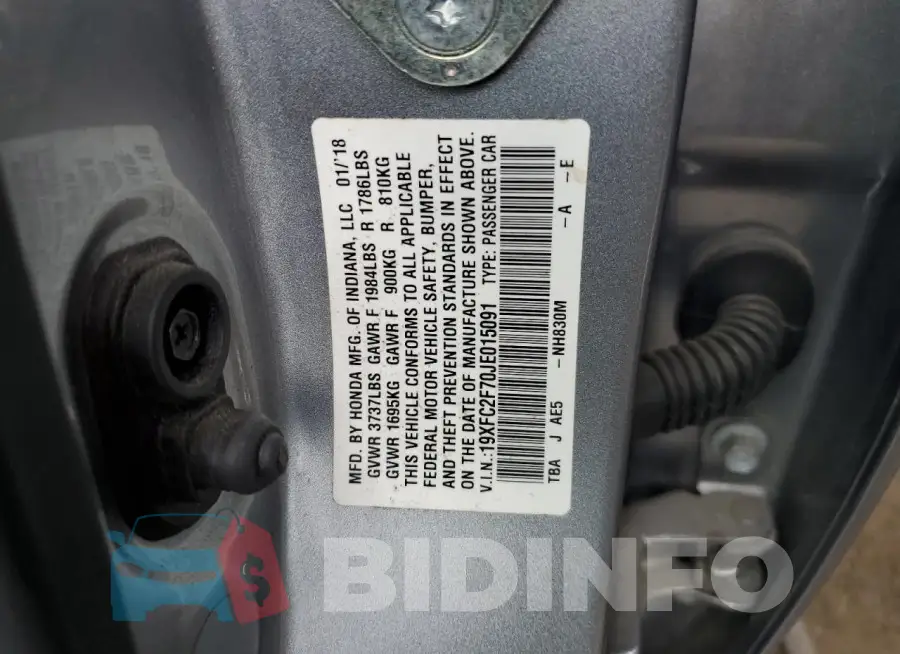 19XFC2F70JE015091 Photo# 12