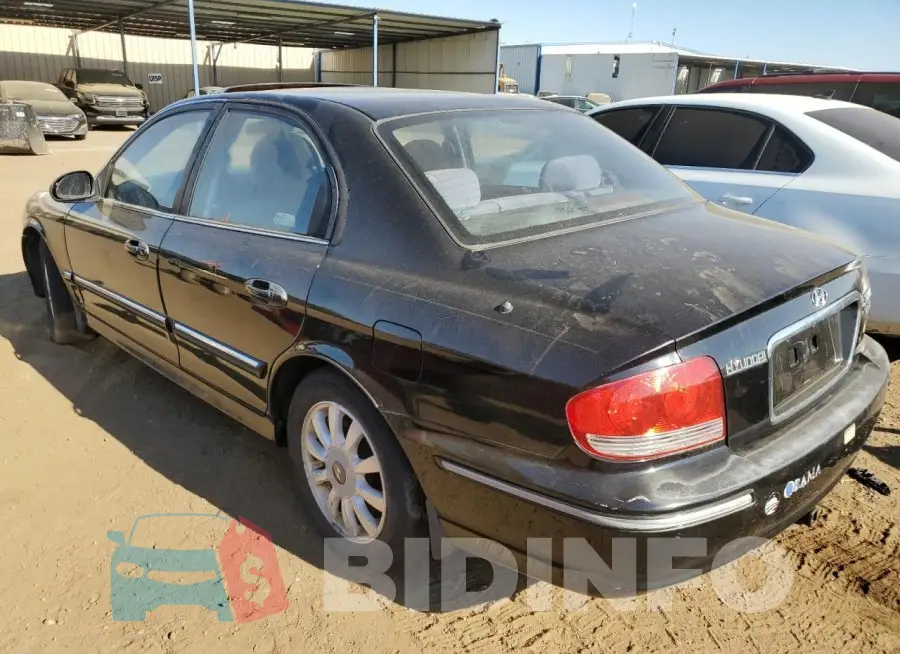 KMHWEF35H83A78136 Photo# 2