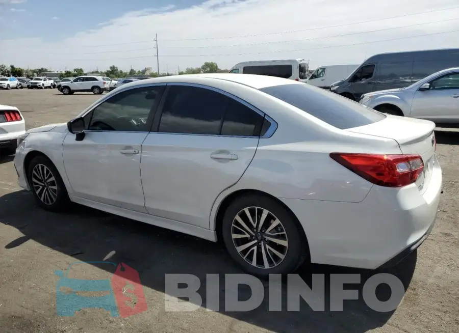4S3BNAB64J3024321 Photo# 2