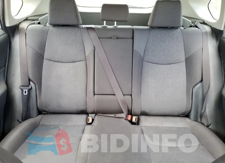 JTMW1RFVXKD031153 Photo# 10