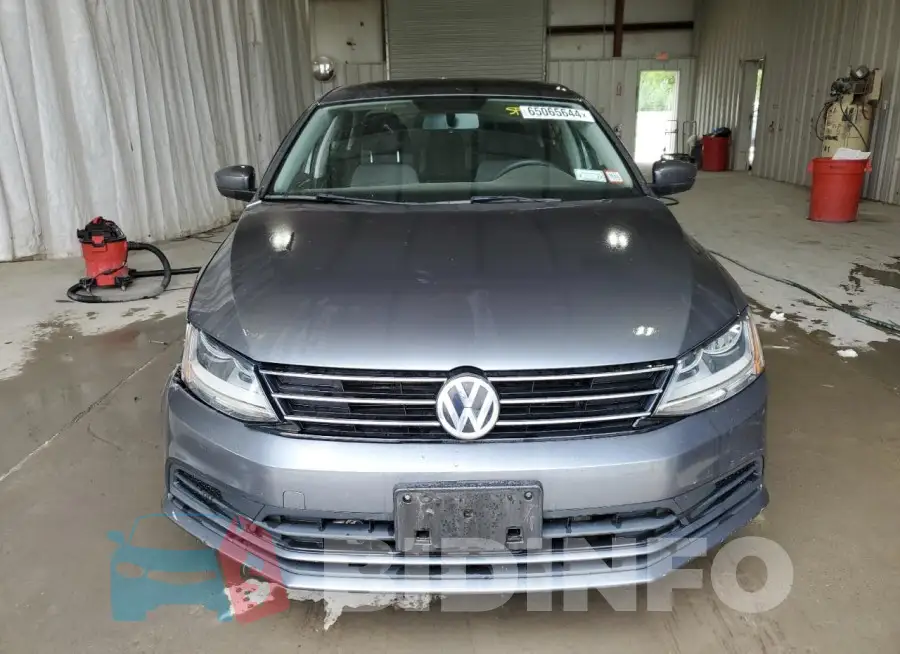 3VW2B7AJ0HM310240 Photo# 5