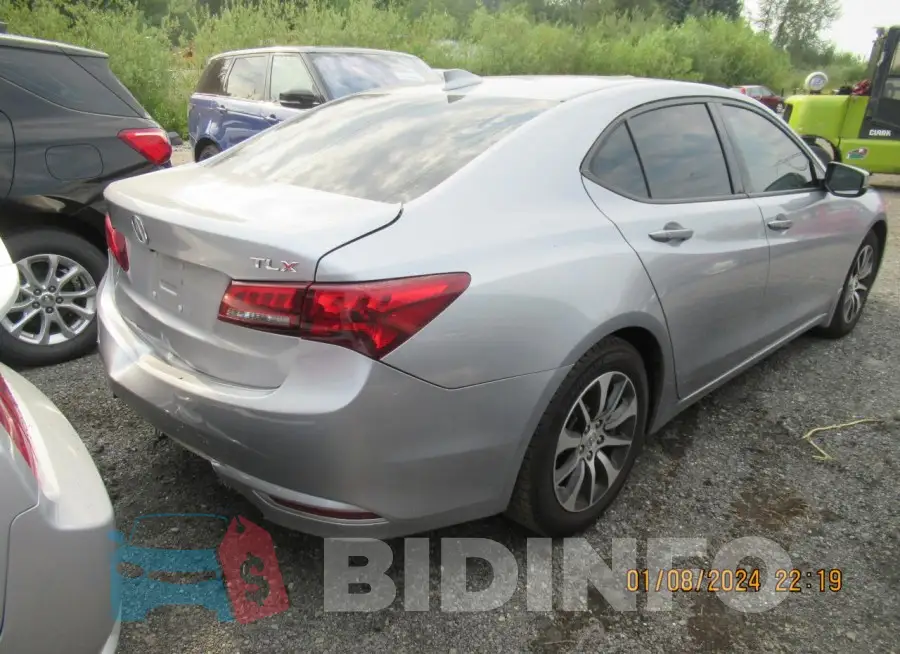19UUB1F59HA800176 Photo# 3
