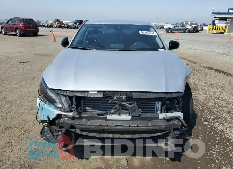 1N4BL4CV5PN370264 Photo# 5