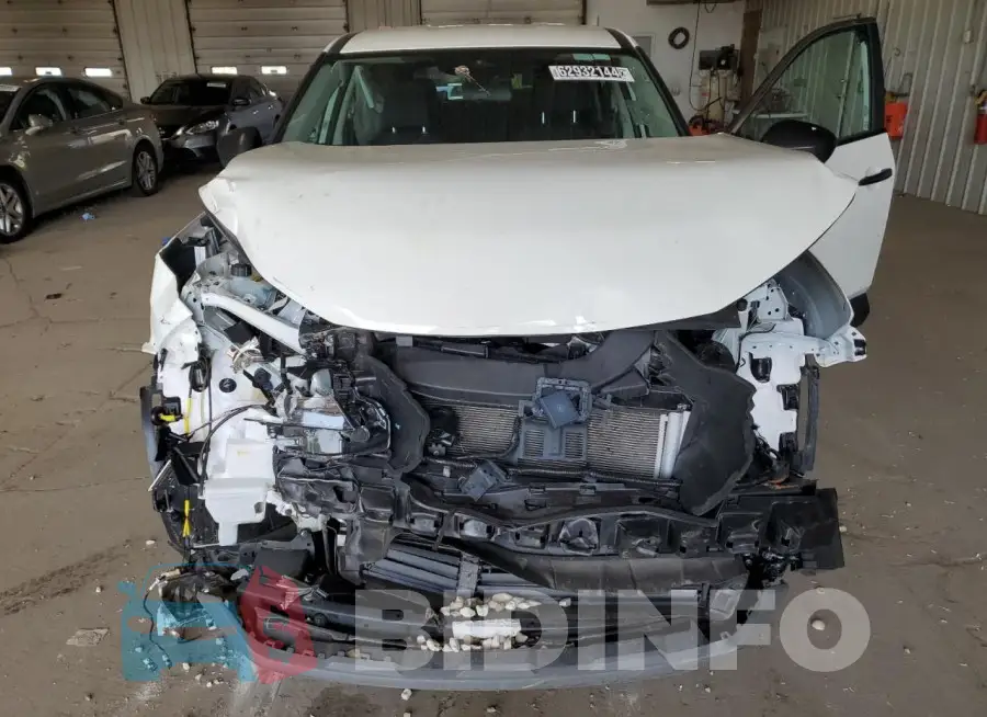5N1BT3AB2PC890488 Photo# 12