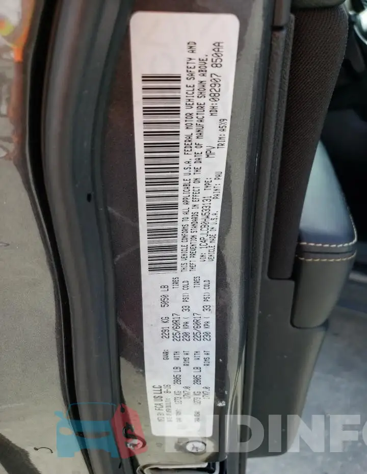 1C4PJLCB0HW533131 Photo# 13